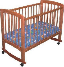 детская кроватка с матрасом- 3000р.