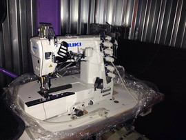 Продам плоскошовную машинку Juki MF-7523-U11-B56