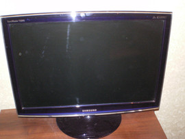 Продаю монитор