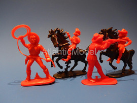 Солдатики 1/32 Hofler Ковбои Красный цвет №6 5 фигур 5 поз