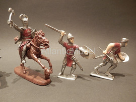солдатики 1/32 Supreme Крестоносцы на лошадях TSSD 5