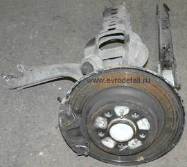 Кулак задний 30666556 Volvo V70 S60 S80 30666406 30666557 306664 2