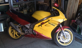 Продам Honda VFR750F2