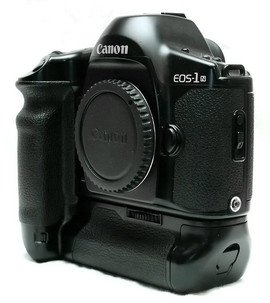 Профессиональный плёночный Canon EOS 1N body