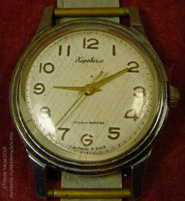 Часы наручные механические КИРОВСКИЕ паспорт 16 камней СССР 1960