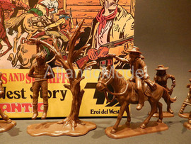 Солдатики 1/32 Atlantic Грабители и Шерифы второй