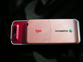 Sony Ericsson W580i -розовый Москва 2