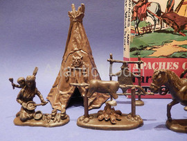 Солдатики 1/32 Atlantic Стоянка Апачи Второй 18