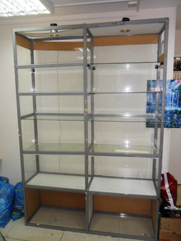 витрина стеклянная