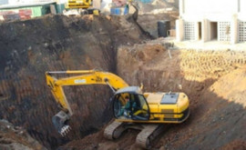 Земляные работы, рытьё котлованов.