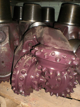 Постовляем долото буровое шарошечное, PDC, коронки, труба бурова 4