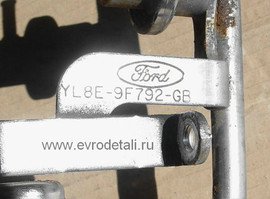 Топливная рейка рампа YL8E9F792GB Ford Escape Maverick Tribute 3 3