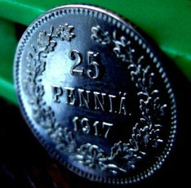 Редкая, серебряная монета 25 пенни 1917 года (б/короны). 3