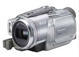 Продам 3-матричнуб видеокамеру Panasonic NV-GS230EE-S