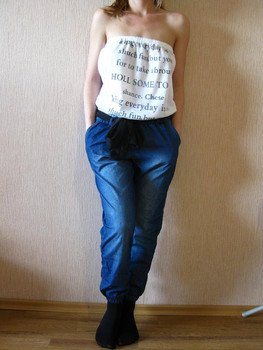 Новый коменезон со стразиками.