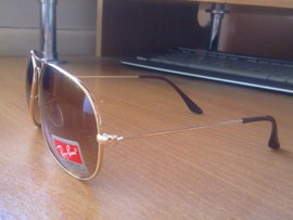 Продам в Нижнем Новгороде: Новые солнцезащитные очки Ray Ban 4