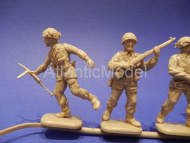 Солдатики 1/32 ESCI Красные дьяволы Второй Без кор 6