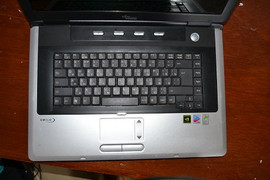 Продам в Москве: Fujitsu Siemens amilo M3438G за 13 000 руб.