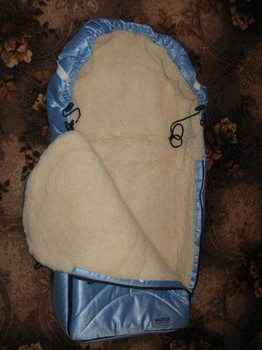 Конверты меховые абсолютно новые. 6