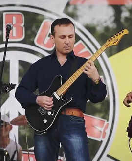 Уроки гитары в Новой Каховке (репетитор)