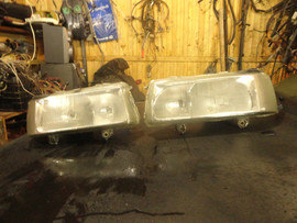 продам для ауди90.90г.кузов в3 фары оригинал. 4