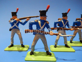 Солдатики 1/32 Britains Пехота Франции Бр. всадник