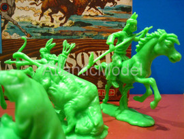 Солдатики 1/32 Atlantic Индейцы охотники в коробке