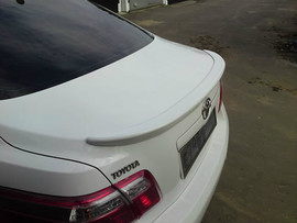 Спойлеры на крышку багажника для Toyota Camry VI