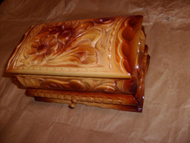 Шкатулка резная деревянная ручной работы