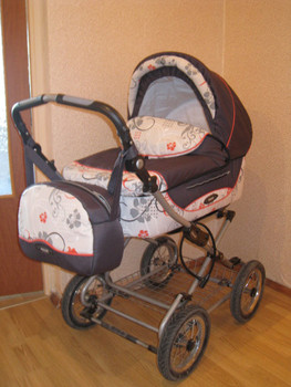 Детская коляска roan kortina в идеальном состоянии.