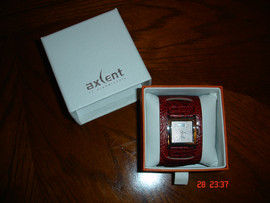 Продам часы Axcent