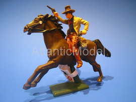Солдатики 1/32 Britains Конный шериф 1 фигура