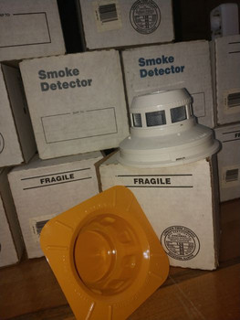 Новые противопожарные адресные детекторы дыма Ademco sd4192