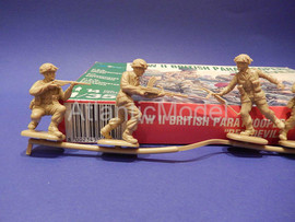 Солдатики 1/32 ESCI Красные дьяволы Третий 7 фигур 3