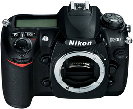 Продам Nikon D200 body.
