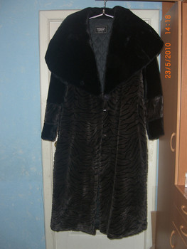 шуба из искусственного меха