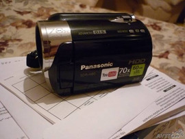 Видеокамера Panasonic SDR-H80. жёский диск 60гб.