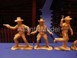 Солдатики 1/32 Domplast Ковбои и шериф 5 шт 5 поз 3