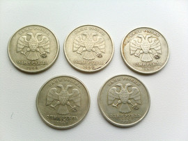 продаю монеты 1 рубль 1998г.ММД