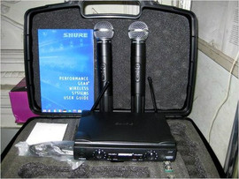 Микрофон SHURE SM58 радиосистема­ 2 микрофона.КЕЙС.магазин. 2