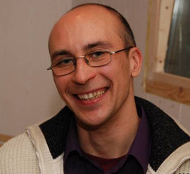 Синхронный и устный переводчик с англ