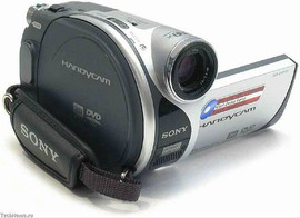 Компактную DVD видеокамеру Sony DCR-DVD105E