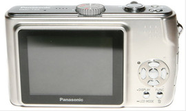 Panasonic Lumix DMC-TZ2 пр-о Япония в подарок карточка 4 гига и  3