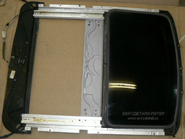 Люк штатный в сборе Jeep Liberty Cherokee