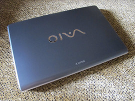 Нотутбук Sony Vaio vpcf12M1R за 25 000