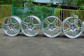 Продаю диски AMG на Мерседес R-19 и R-18