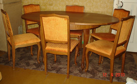 Стол+ 6 стульев. 50 000 т. руб.