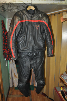 Комбинезон Dainese