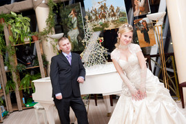 Шикарное свадебное платье корсет р44.