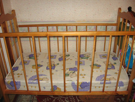 Продам детскую кровать с матрасом в хорошем состоянии